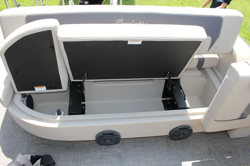 Slide: The Image of Barletta Aria A24UC 2024 - 33