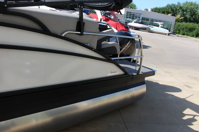 Slide: The Image of Barletta Cabrio C22CC 2025 - 14