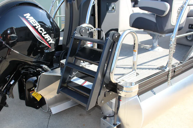 Slide: The Image of Barletta Cabrio C22CC 2025 - 22