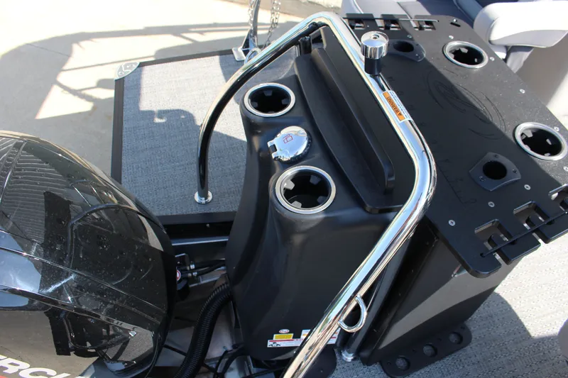 Slide: The Image of Barletta Cabrio C22CC 2025 - 25