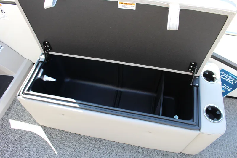 Slide: The Image of Barletta Cabrio C22CC 2025 - 38