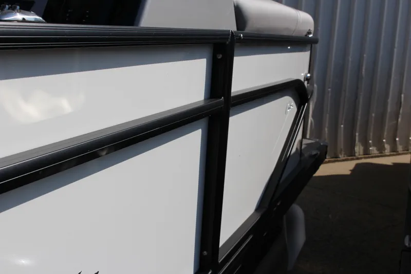 Slide: The Image of Barletta Cabrio C22CC 2025 - 5