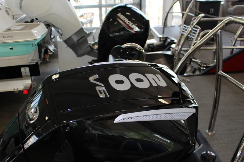 Slide: The Image of Barletta CABRIO C24UE 2025 - 36