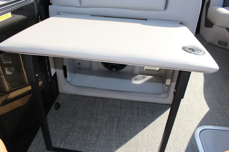 Slide: The Image of Barletta Lusso L23U 2025 - 29