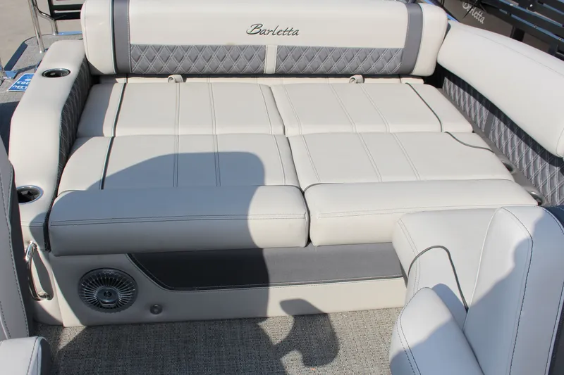 Slide: The Image of Barletta Lusso L23U 2025 - 34