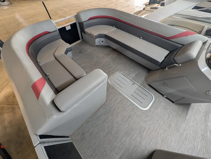 Slide: The Image of Bennington SX23 2021 - 15