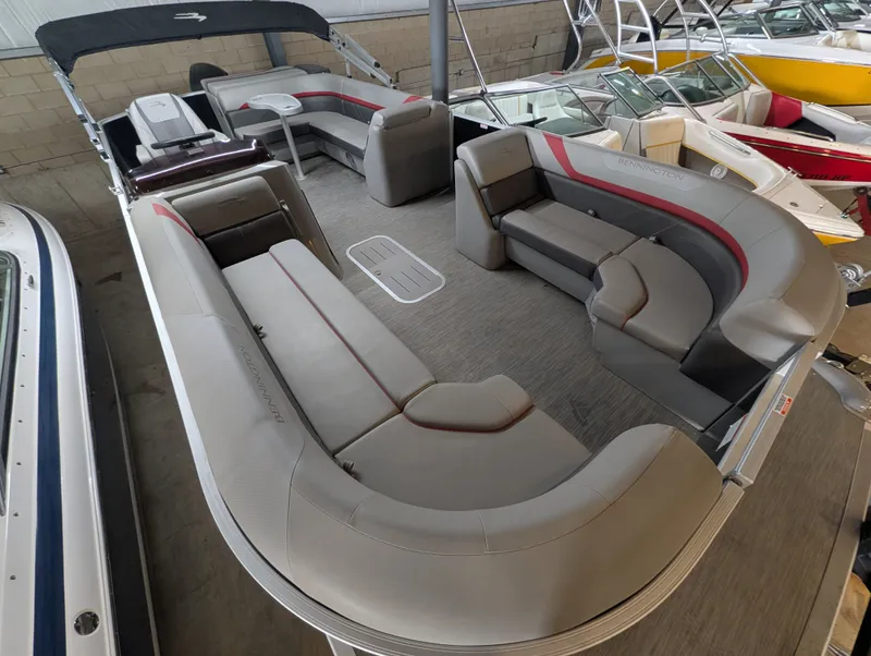 Slide: The Image of Bennington SX23 2021 - 17