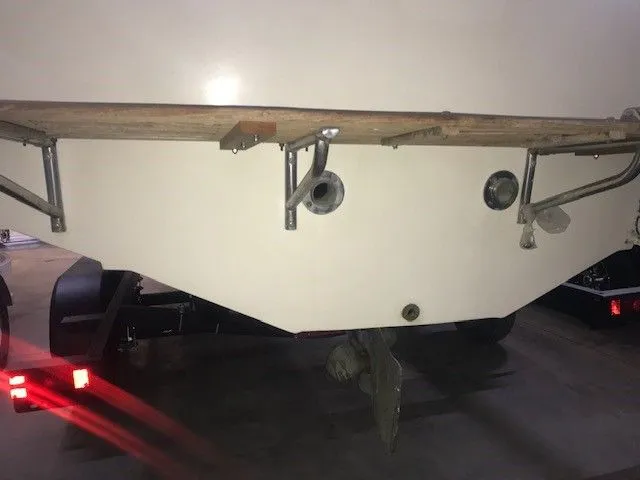 Slide: The Image of Chris-Craft Lancer 1979 - 6