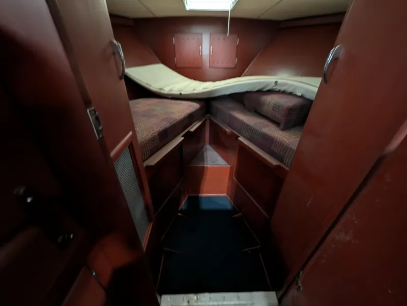 Slide: The Image of Chris-Craft Roamer 37 1967 - 15