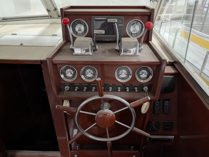 Slide: The Image of Chris-Craft Roamer 37 1967 - 23