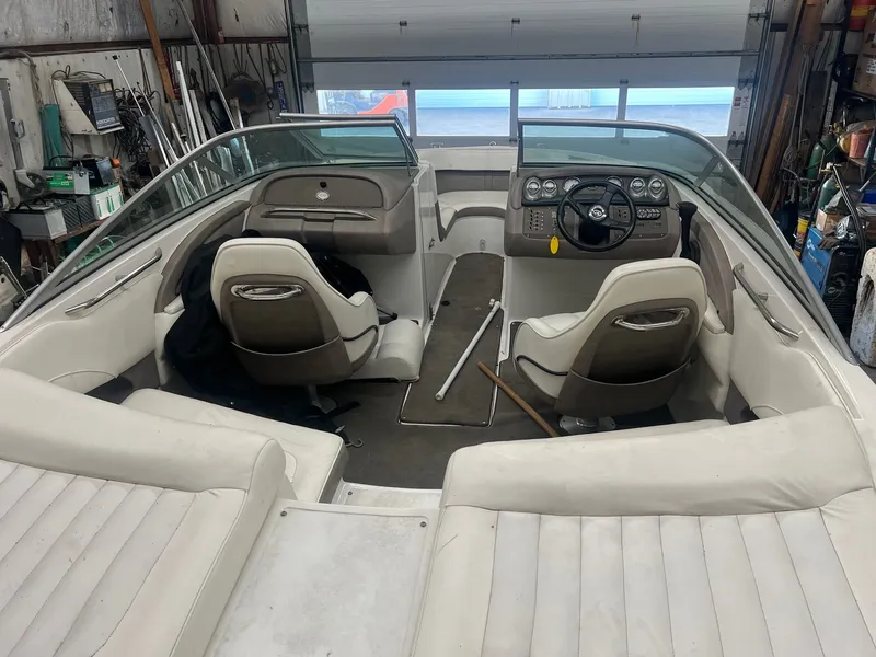 Slide: The Image of Cobalt 200 Bowrider 2005 - 6