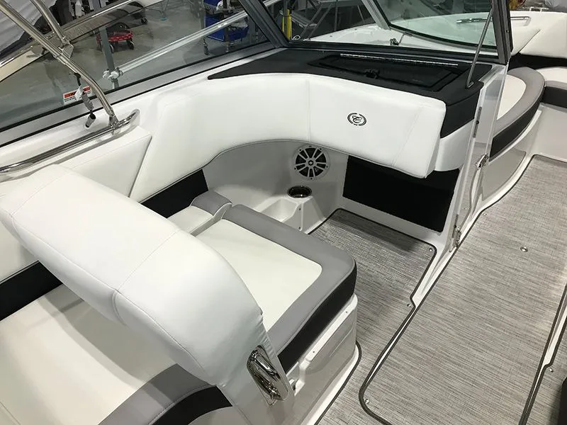 Slide: The Image of Cobalt 220S 2024 - 5