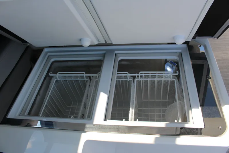 Slide: The Image of Cobalt R35 2025 - 18