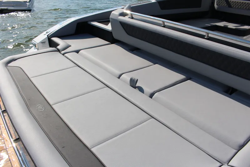 Slide: The Image of Cobalt R35 2025 - 44