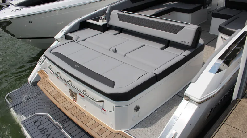 Slide: The Image of Cobalt R35 2025 - 61