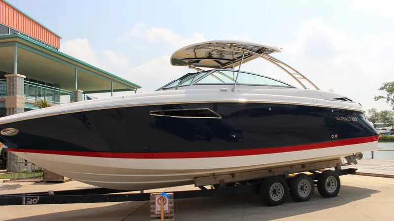 Slide: The Image of Cobalt R35 2017 - 13