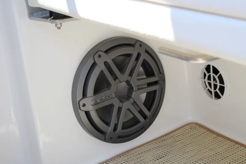 Slide: The Image of Cobalt R35 2017 - 87