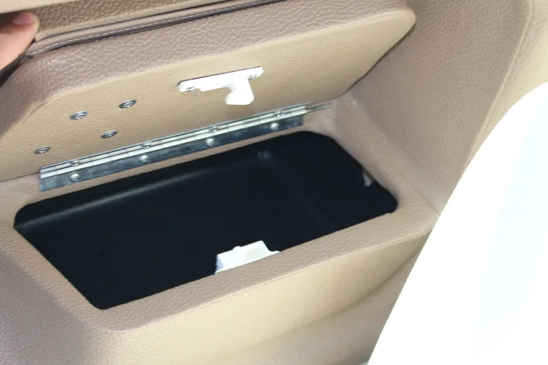 Slide: The Image of Cobalt R35 2017 - 88