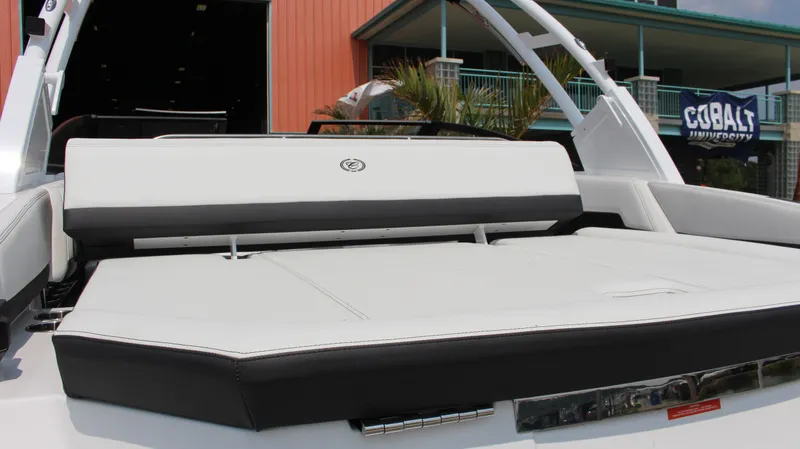 Slide: The Image of Cobalt R4 2025 - 25