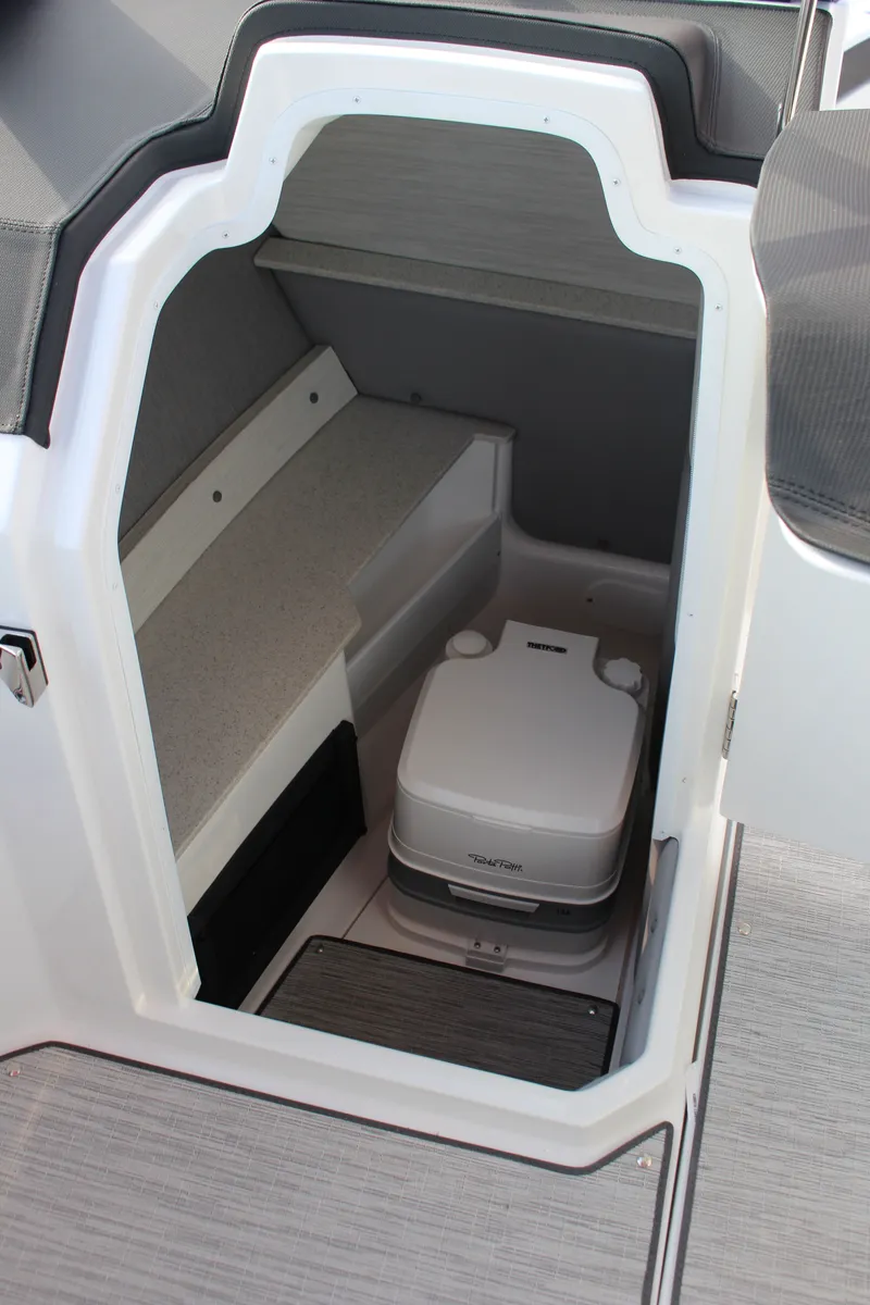 Slide: The Image of Cobalt R6 2026 - 24