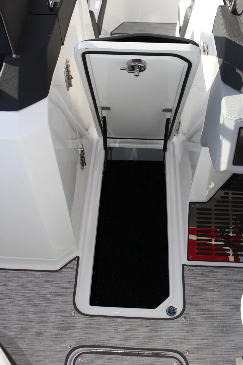 Slide: The Image of Cobalt R6 2026 - 77