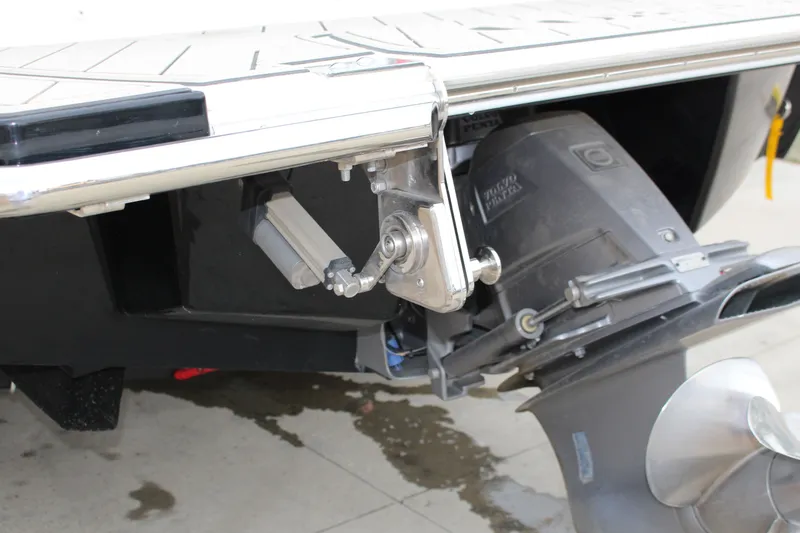 Slide: The Image of Cobalt R6 2021 - 7