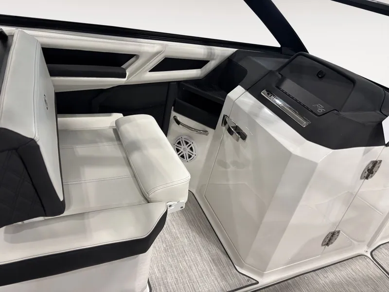 Slide: The Image of Cobalt R6 2026 - 8