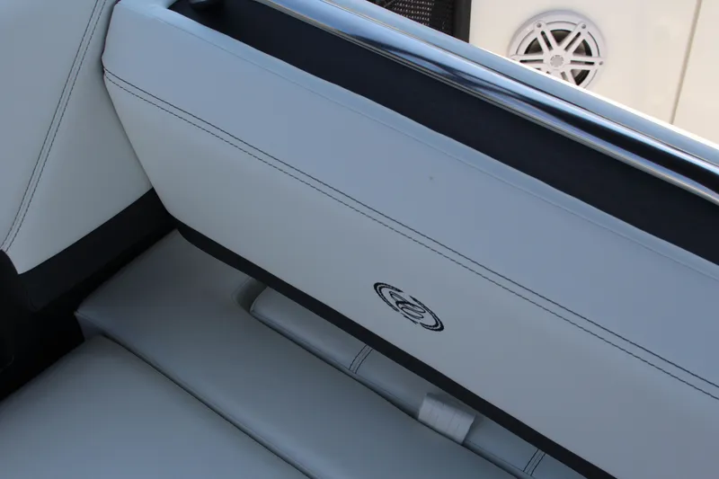 Slide: The Image of Cobalt R8 2025 - 22