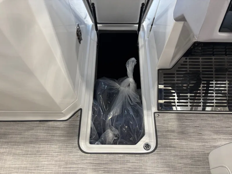 Slide: The Image of Cobalt R8 2026 - 24