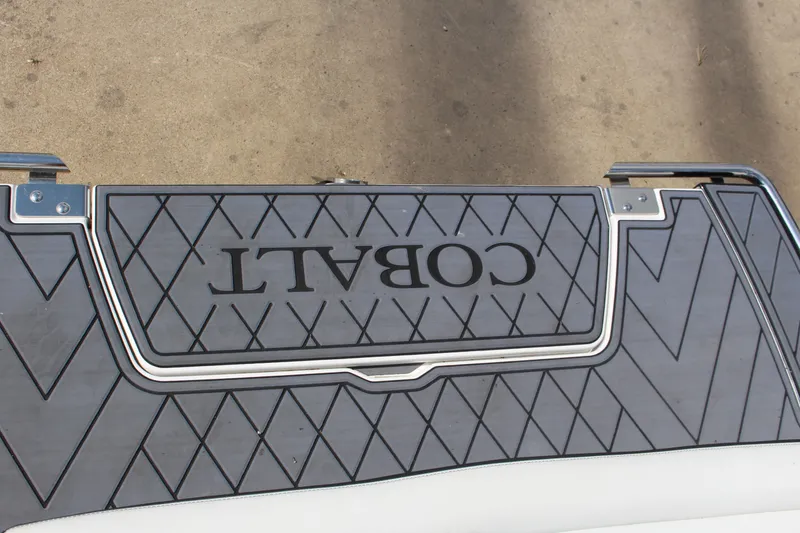 Slide: The Image of Cobalt R8 2025 - 41