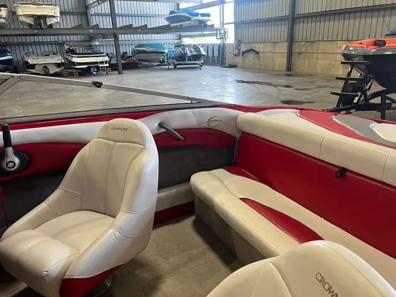 Slide: The Image of Crownline Boats 180 2000 - 9