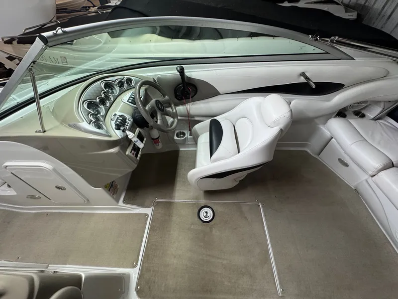 Slide: The Image of Crownline Boats 220 LS 2007 - 7