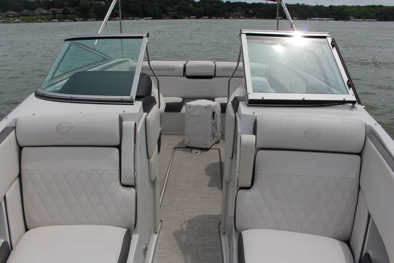 Slide: The Image of Crownline Boats 240 SS 2022 - 33