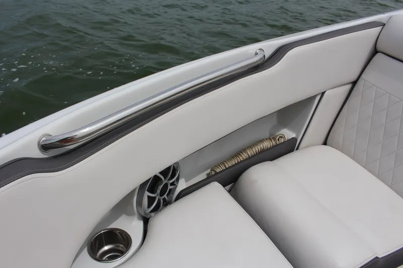 Slide: The Image of Crownline Boats 240 SS 2022 - 35