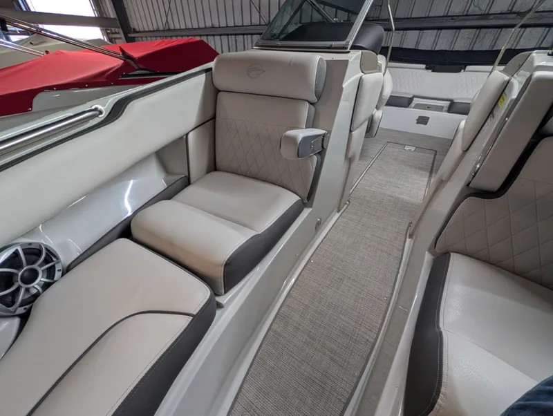 Slide: The Image of Crownline Boats 240 SS 2023 - 12