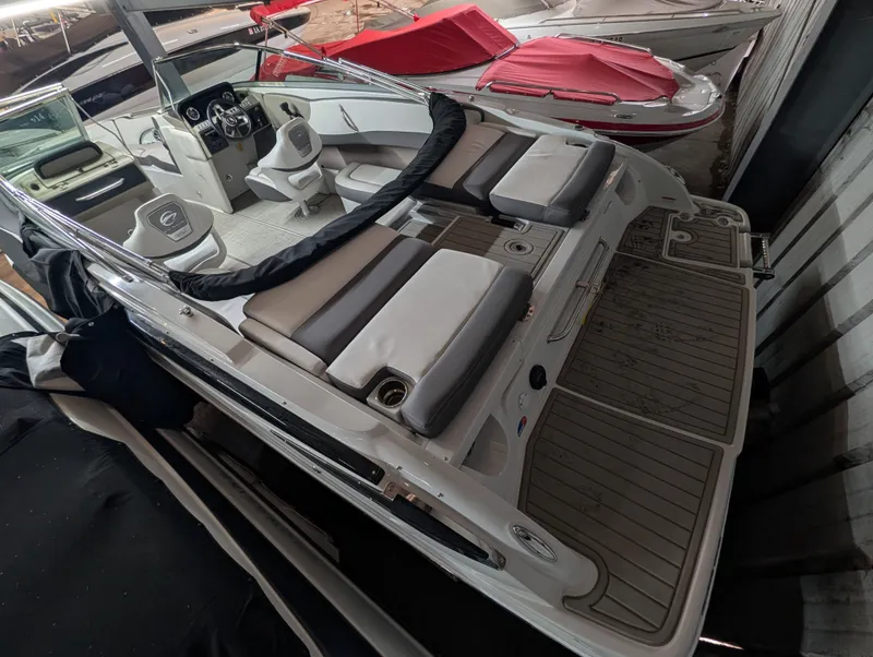 Slide: The Image of Crownline Boats 240 SS 2023 - 8