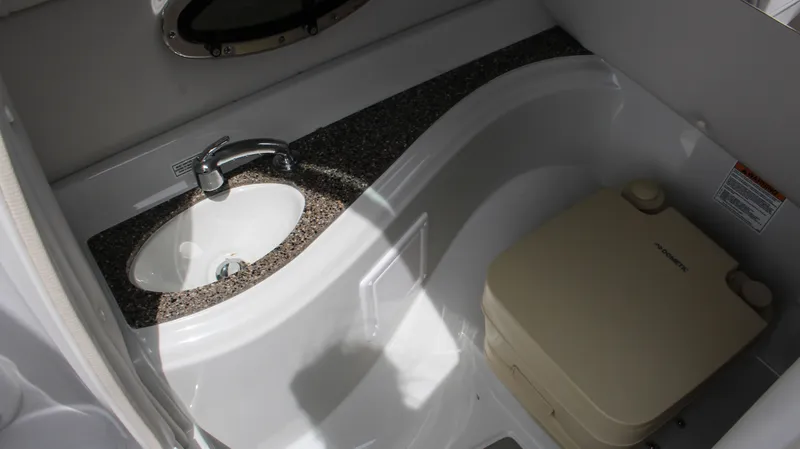 Slide: The Image of Crownline Boats 260 SS 2024 - 33