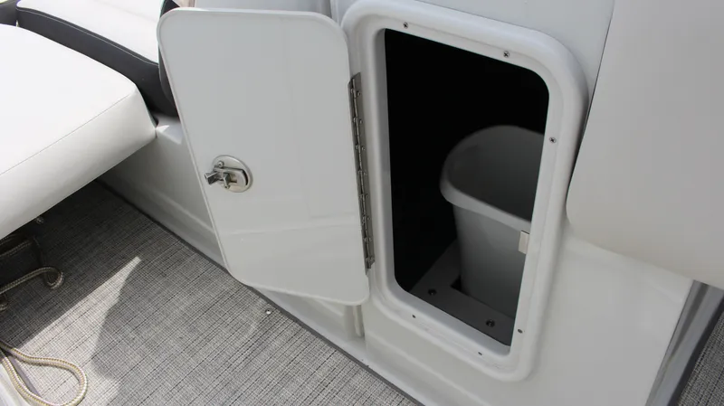 Slide: The Image of Crownline Boats 260 SS 2024 - 36