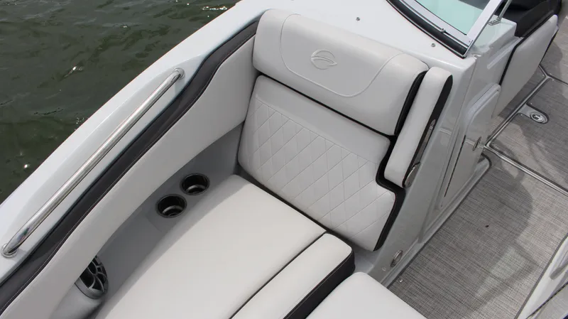 Slide: The Image of Crownline Boats 260 SS 2024 - 40