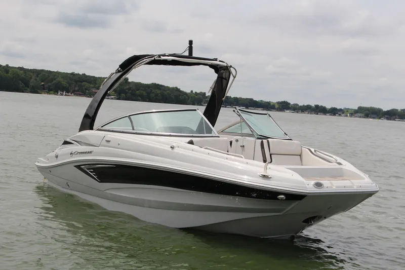 Slide: The Image of Crownline Boats 260 SS 2024 - 7
