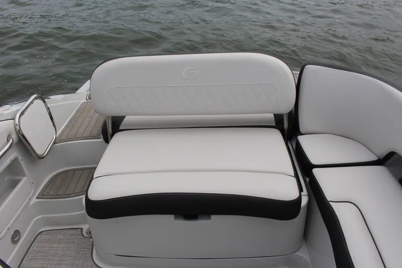 Slide: The Image of Crownline Boats 260 SS 2025 - 8