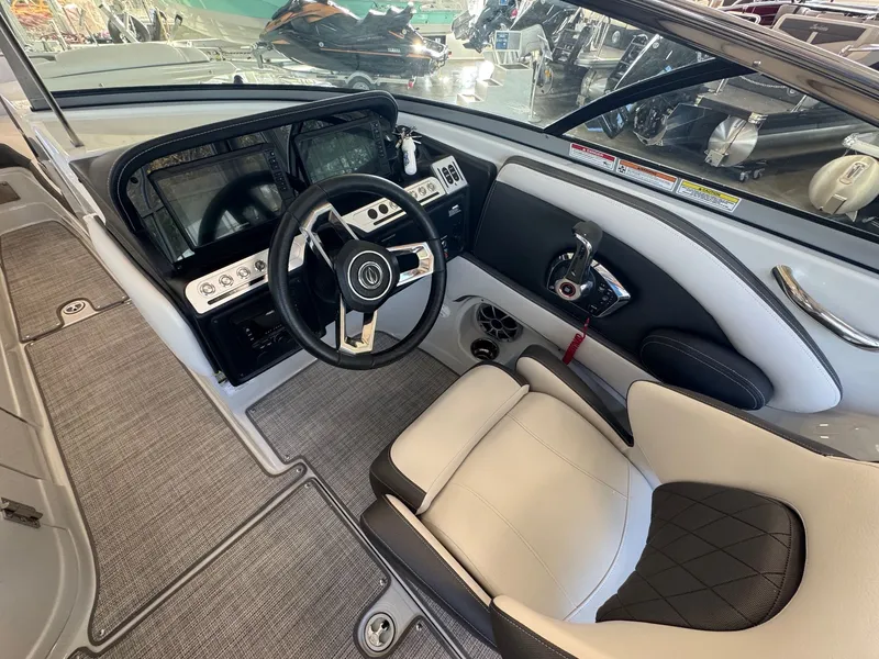 Slide: The Image of Crownline Boats 260 SS 2024 - 4