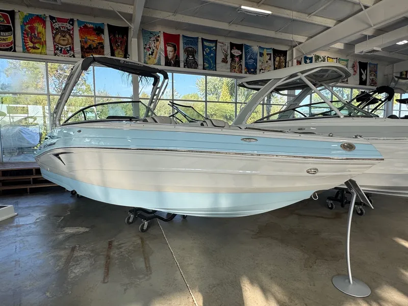 The Image of Crownline Boats 260 SS 2025 - 1