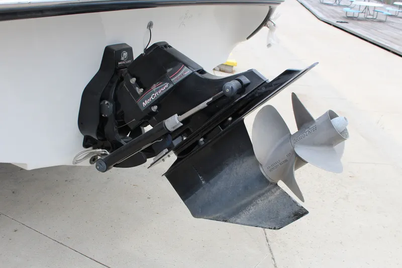 Slide: The Image of Crownline Boats 266 2005 - 21