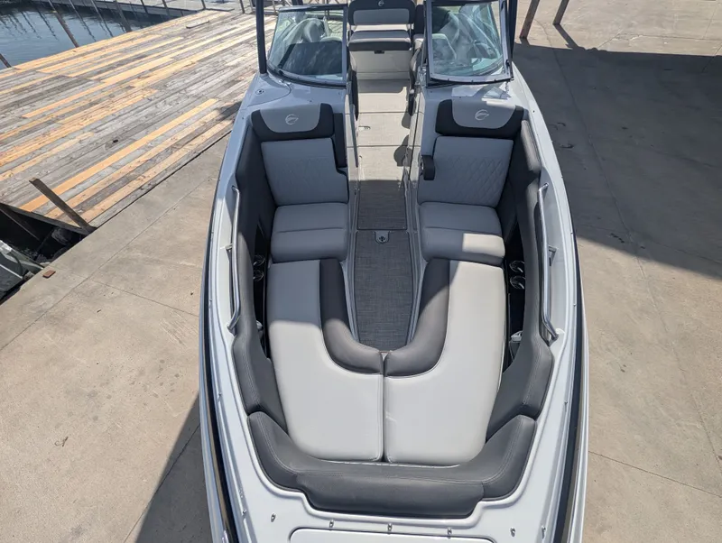 Slide: The Image of Crownline Boats 290SS 2025 - 23