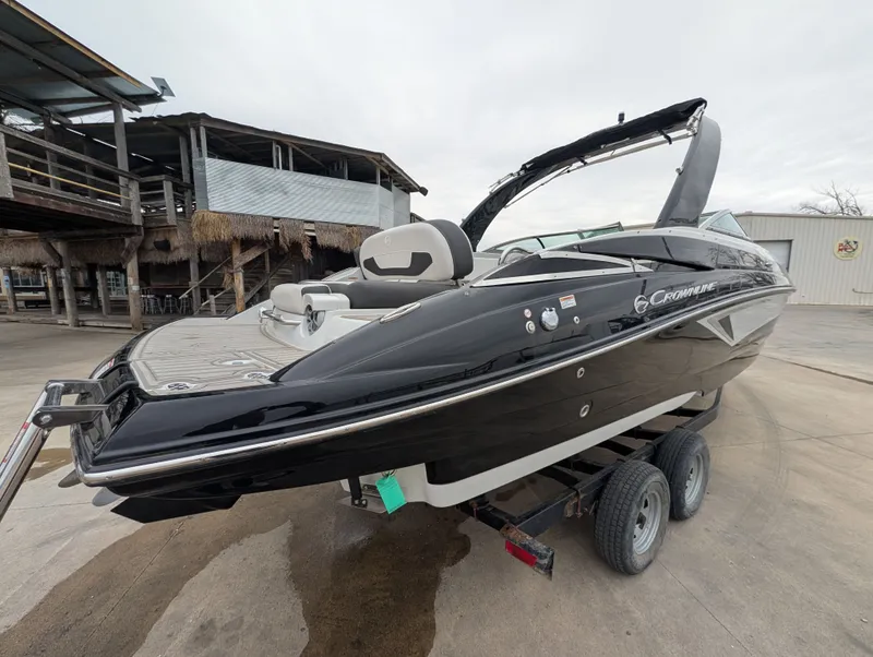 Slide: The Image of Crownline Boats 290SS 2024 - 11