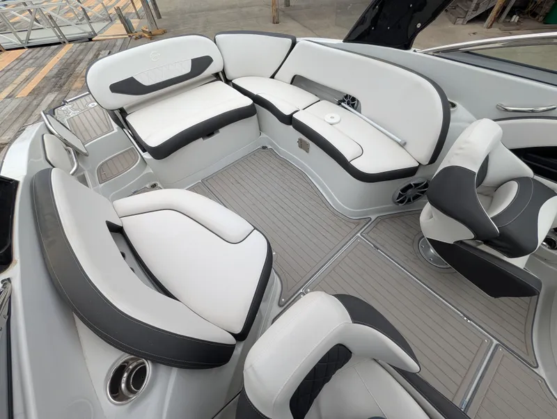 Slide: The Image of Crownline Boats 290SS 2024 - 23