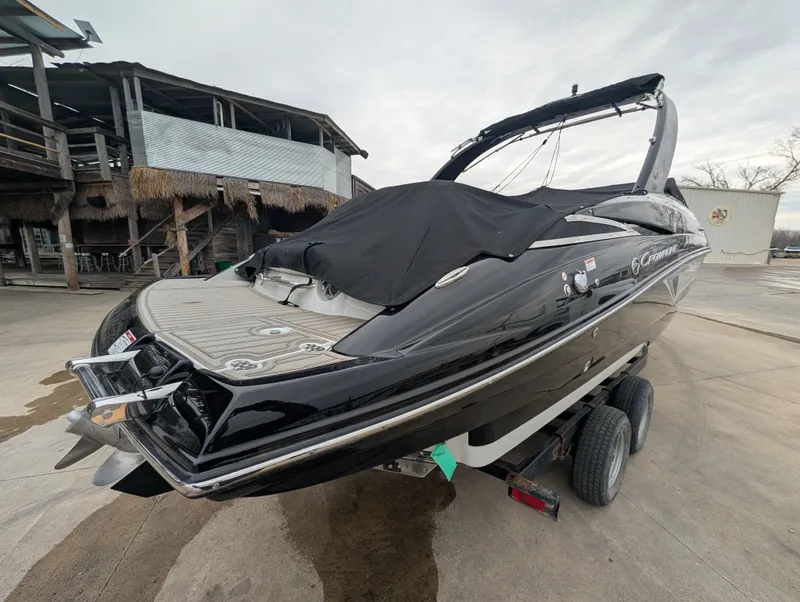 Slide: The Image of Crownline Boats 290SS 2024 - 6