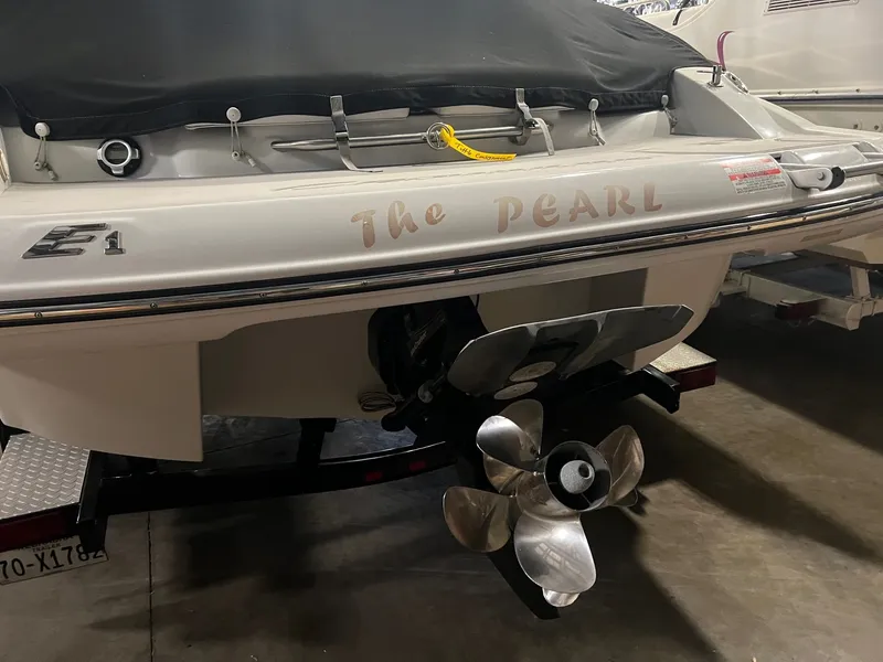 Slide: The Image of Crownline Boats Eclipse E1 2013 - 15