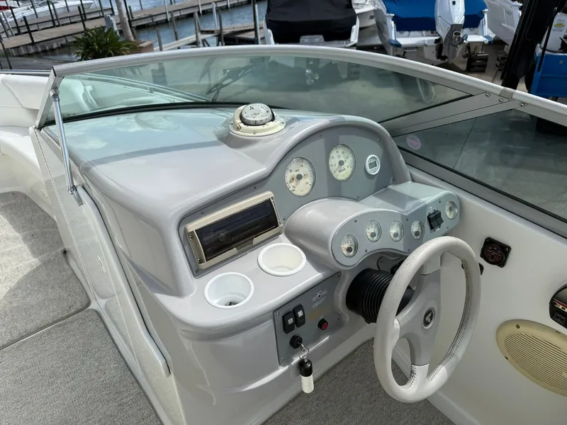 Slide: The Image of Formula 260 2000 - 4